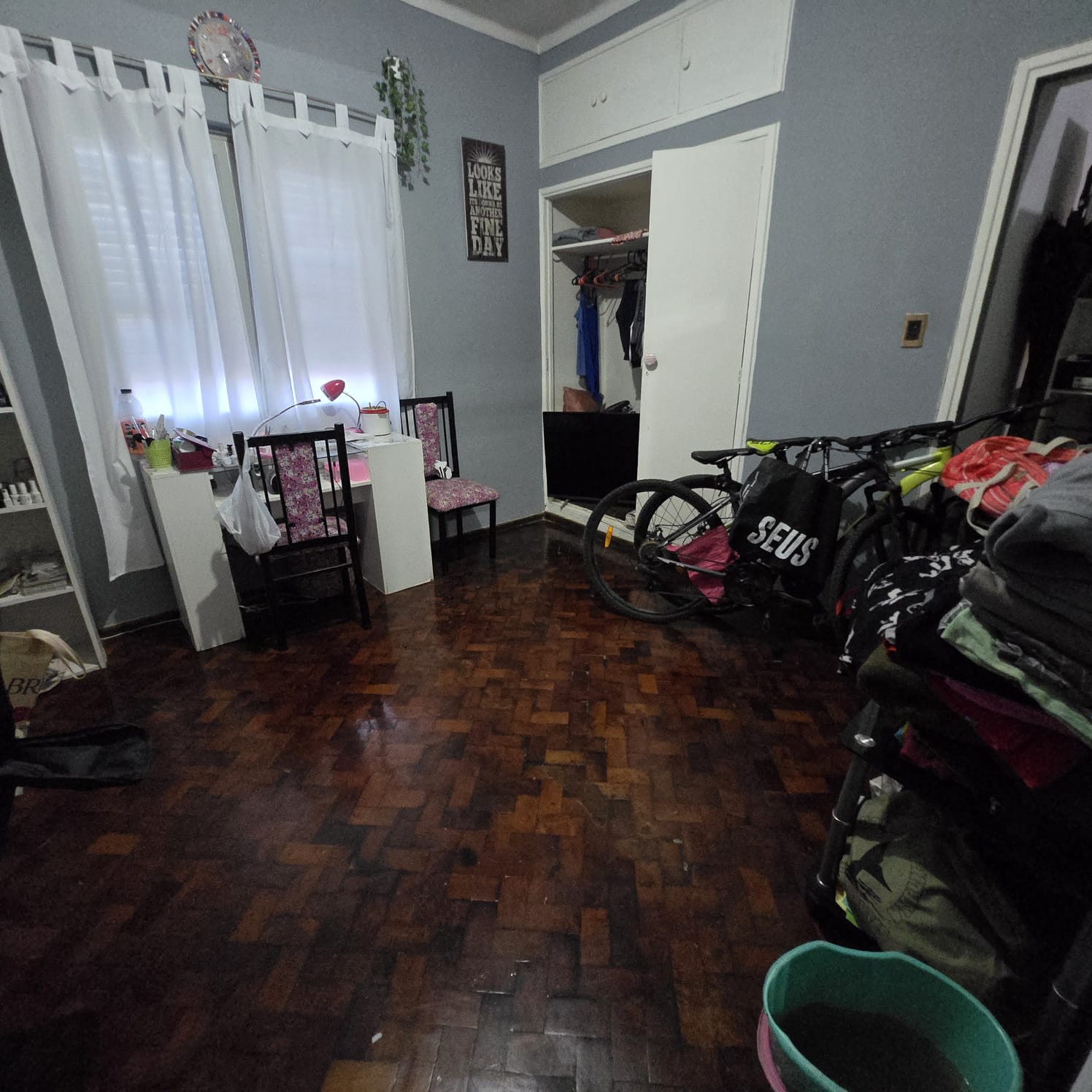 CASA ESQUINA EN VENTA EN SEXTA SECCION, CIUDAD, MENDOZA